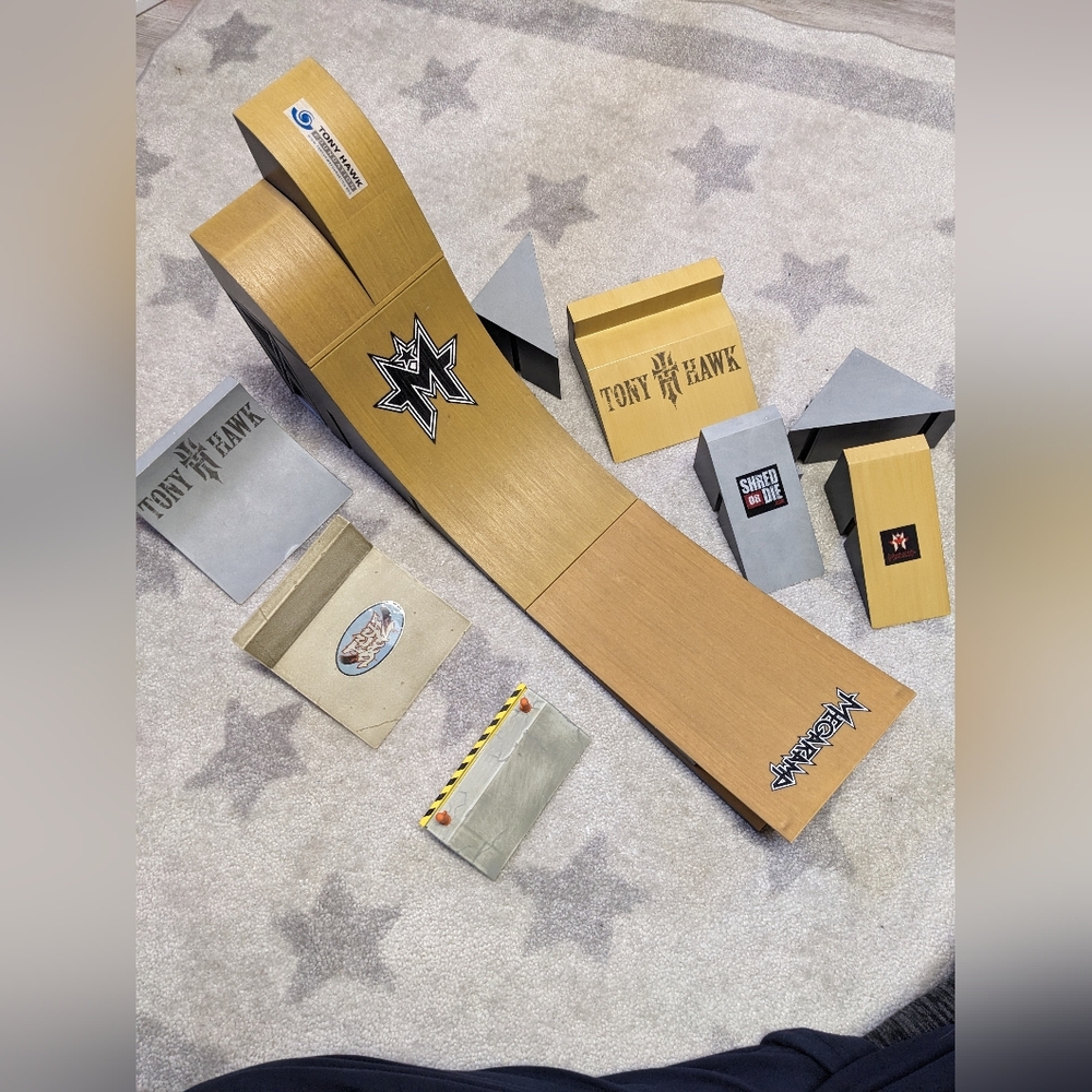 Spinmaster Tech Deck Fingerboard Mega Ramp